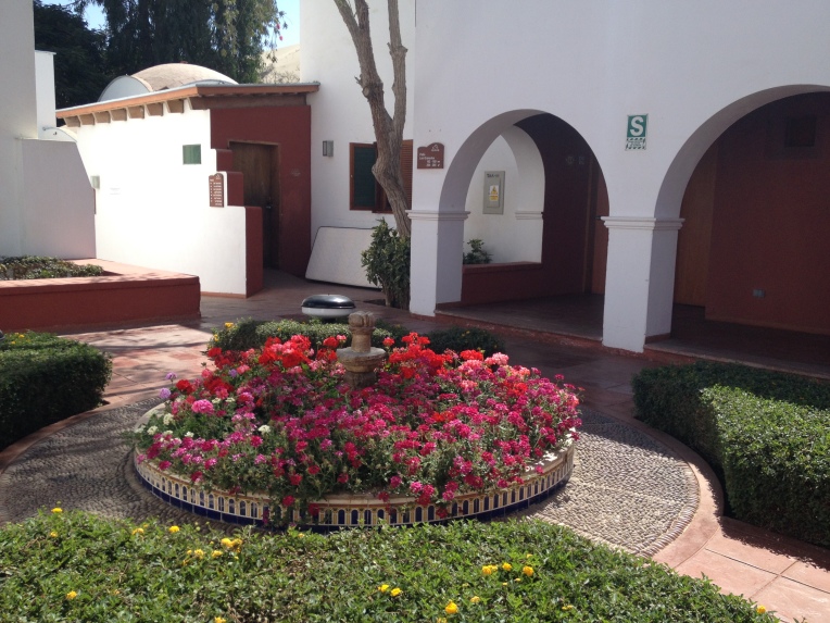 little courtyard, Las Dunas // A Slice of Peru